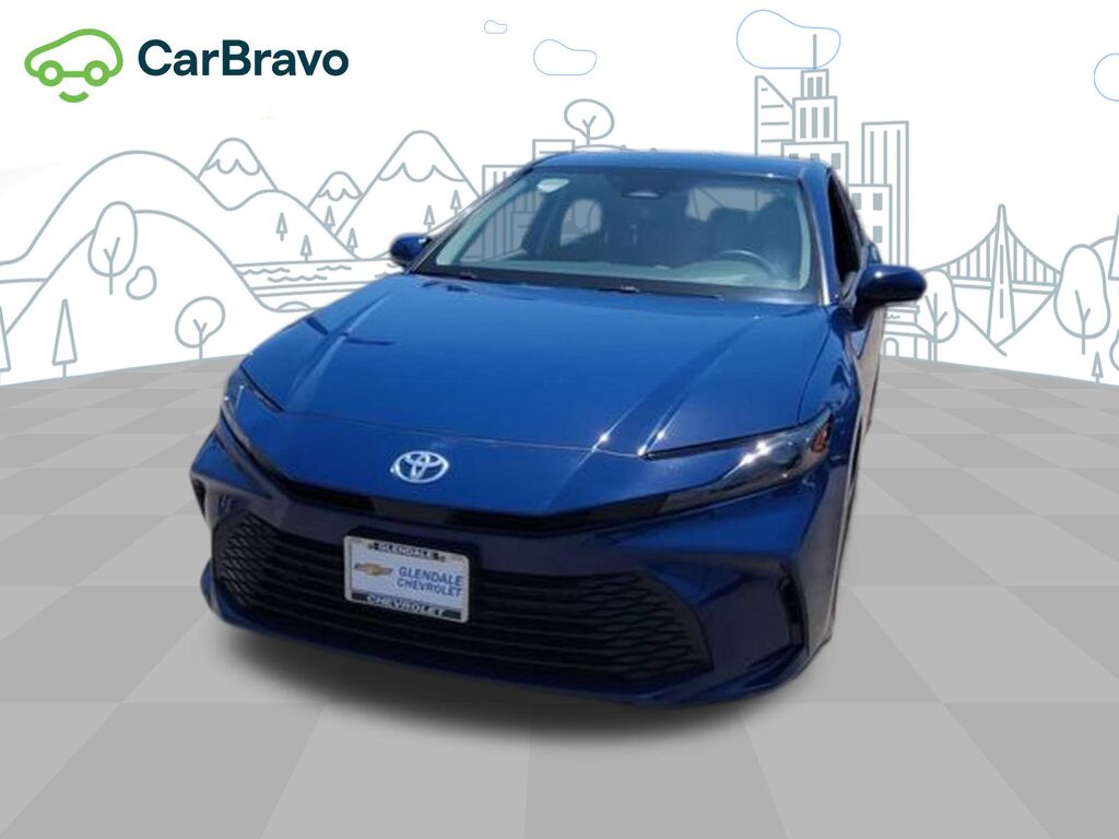 2025 Toyota Camry LE — photo 1 of 6