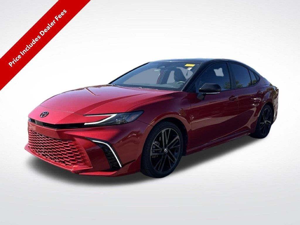 2025 Toyota Camry XSE — photo 1 of 13