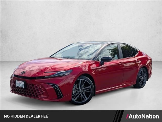 2025 Toyota Camry XSE — photo 1 of 13