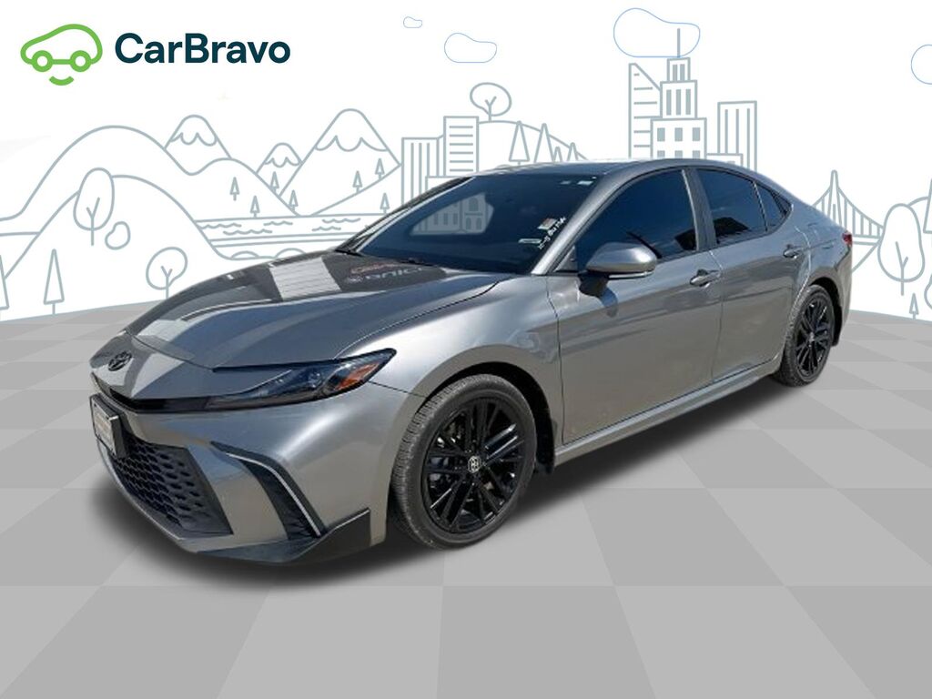 2025 Toyota Camry SE — photo 1 of 7