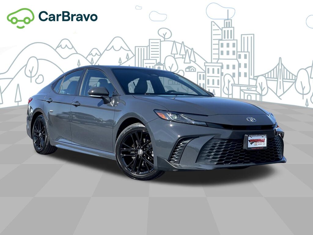 2025 Toyota Camry LE — photo 1 of 7