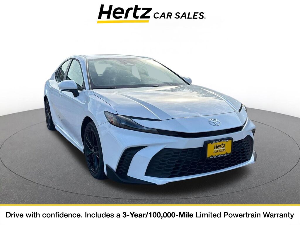 2026 Toyota Camry SE — photo 1 of 1
