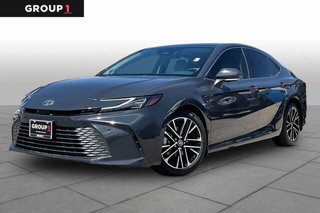 2025 Toyota Camry XLE