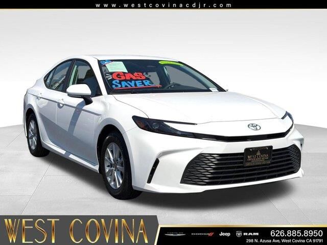 2026 Toyota Camry XLE — photo 1 of 16