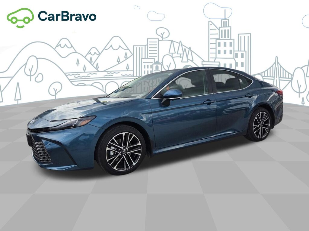 2025 Toyota Camry XLE — photo 1 of 7