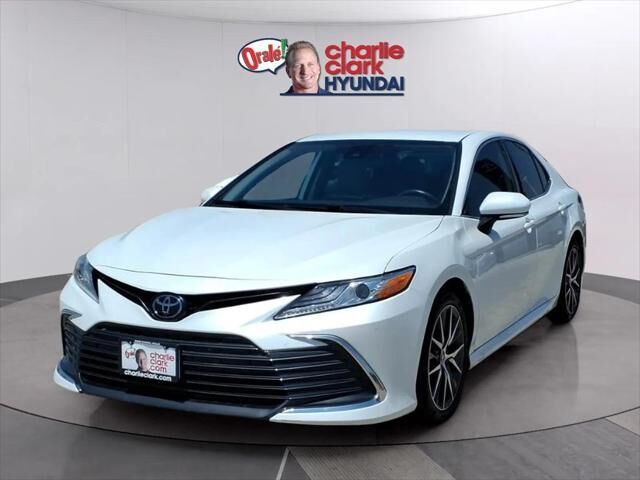 2022 Toyota Camry XLE