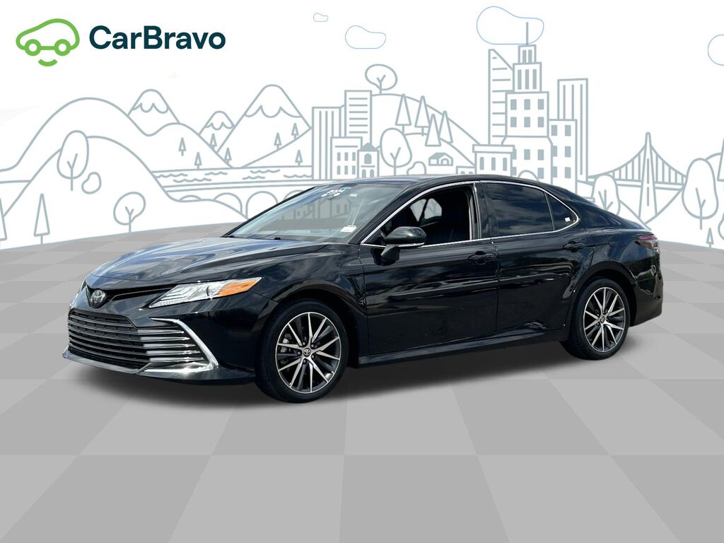 2024 Toyota Camry XLE — photo 1 of 6