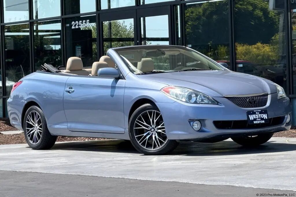 2006 Toyota Camry Solara SE V6 — photo 1 of 32