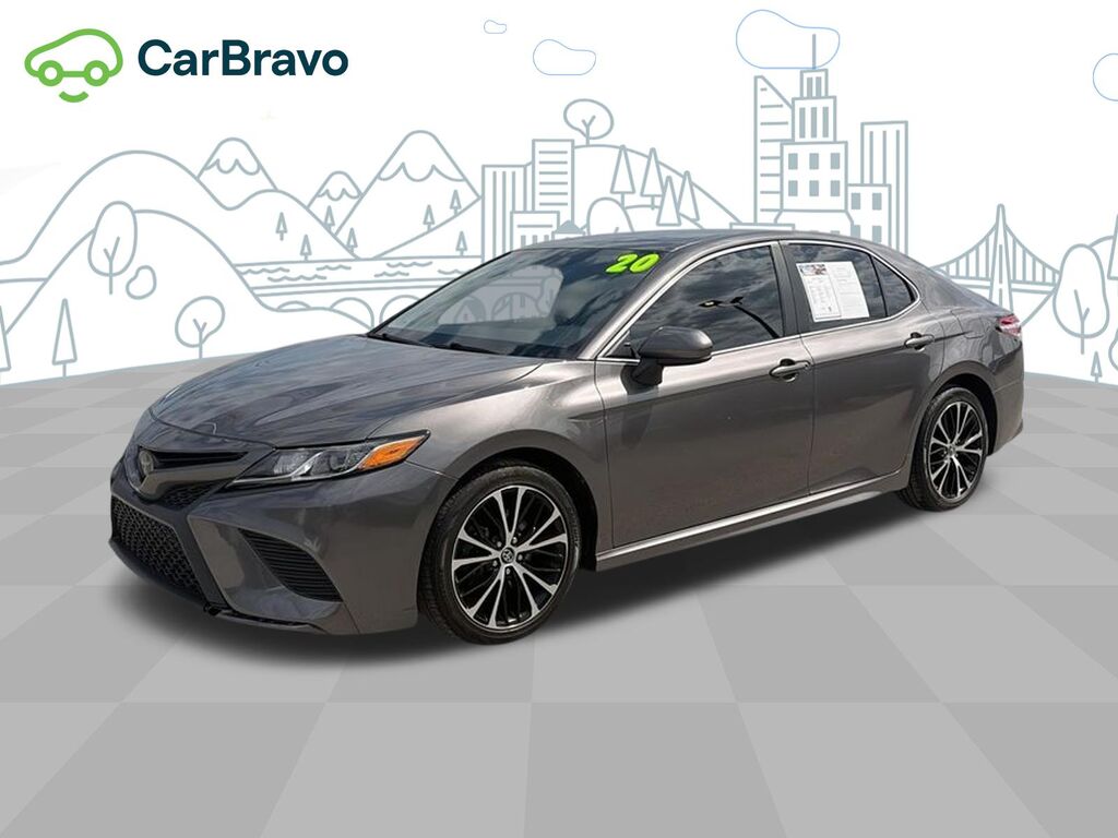 2020 Toyota Camry SE — photo 1 of 7