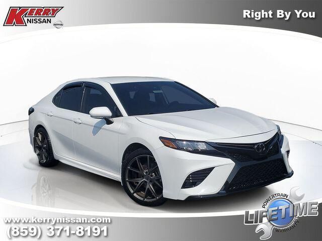 2023 Toyota Camry SE — photo 1 of 7