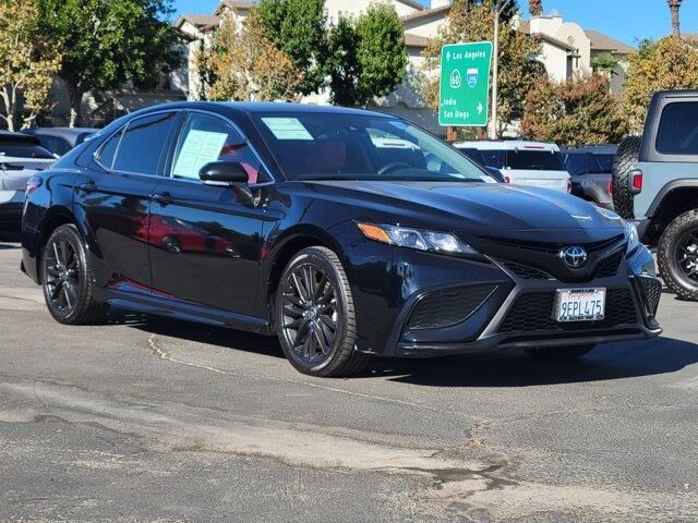2023 Toyota Camry SE — photo 1 of 26