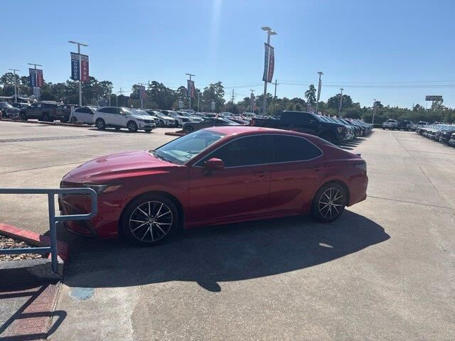 2021 Toyota Camry SE