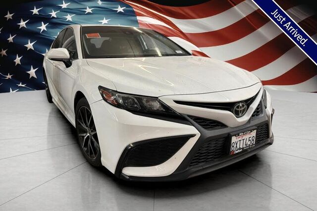 2021 Toyota Camry SE