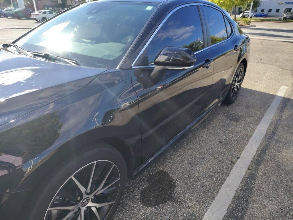 2024 Toyota Camry SE — photo 1 of 1