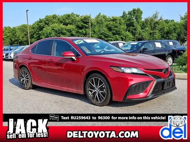 2024 Toyota Camry SE