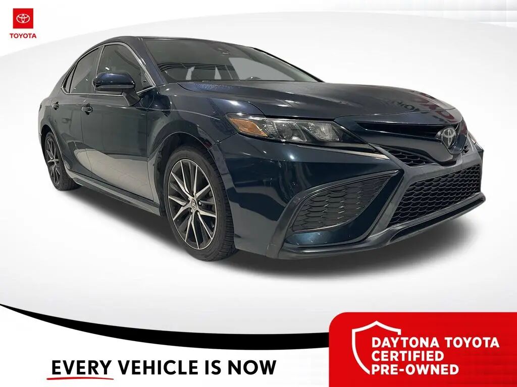 2021 Toyota Camry SE — photo 1 of 10