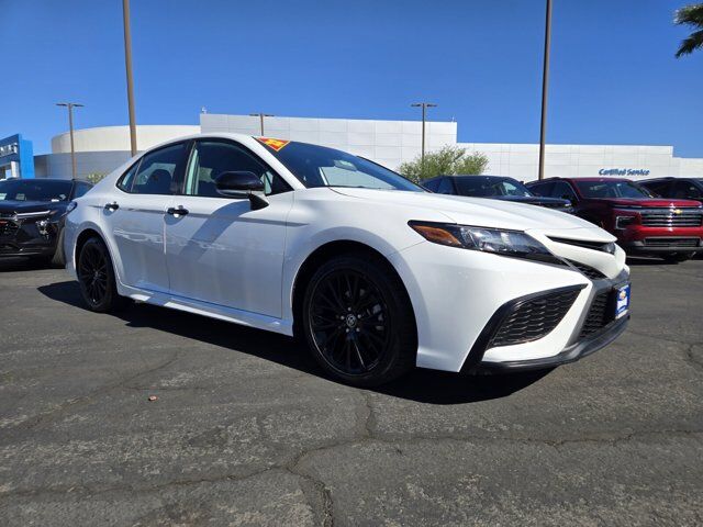 2022 Toyota Camry SE Nightshade