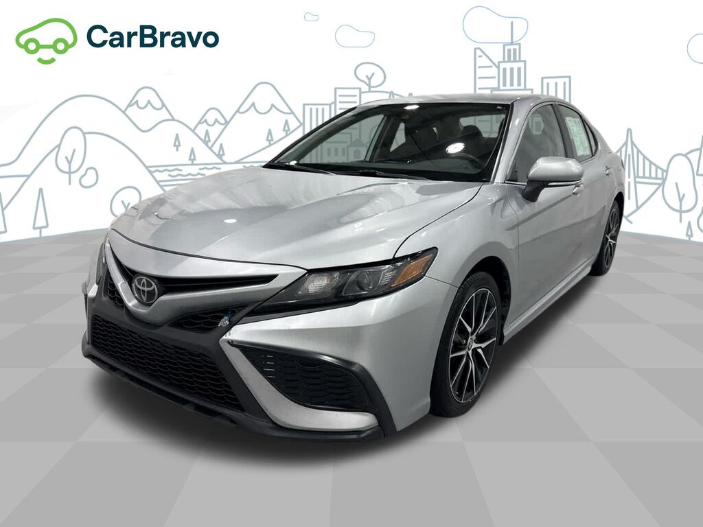 2024 Toyota Camry SE — photo 1 of 6