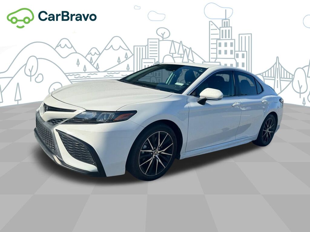2022 Toyota Camry SE — photo 1 of 7