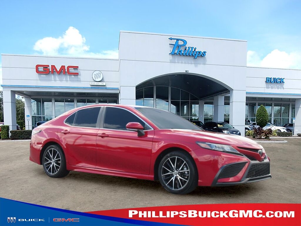 2023 Toyota Camry SE — photo 1 of 13