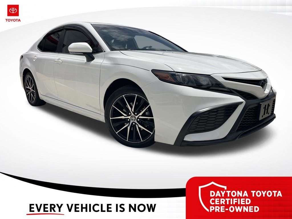 2023 Toyota Camry SE — photo 1 of 10