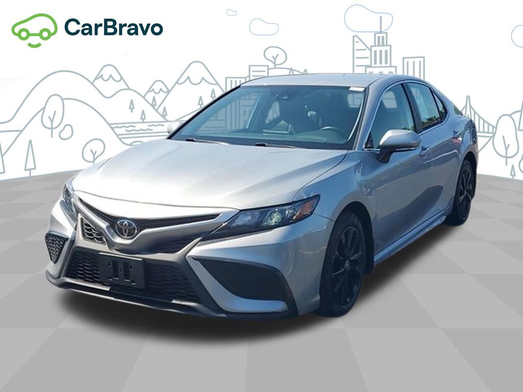 2024 Toyota Camry SE — photo 1 of 6