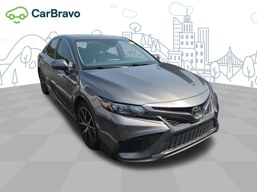 2021 Toyota Camry SE — photo 1 of 7