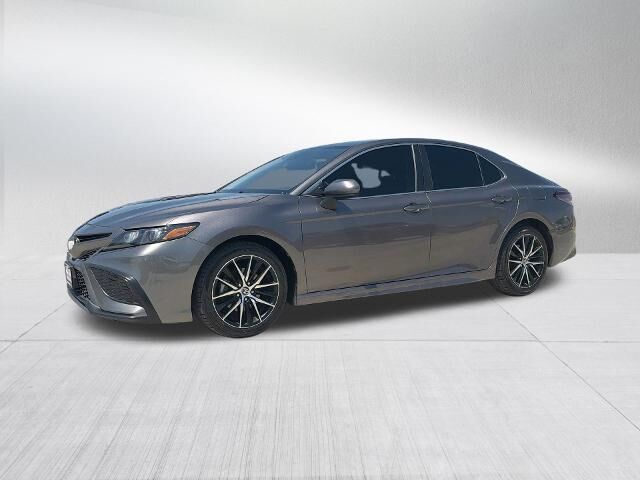 2021 Toyota Camry SE — photo 1 of 26