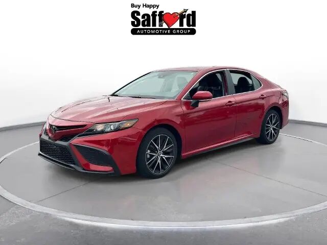 2024 Toyota Camry SE — photo 1 of 13