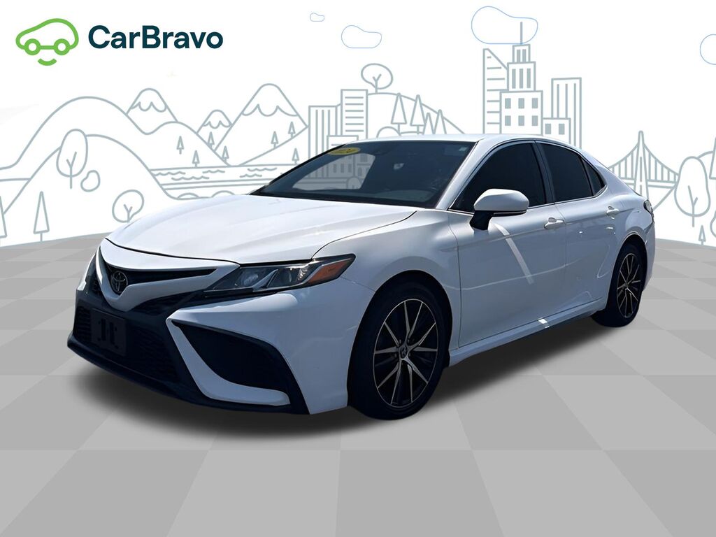 2024 Toyota Camry SE — photo 1 of 6