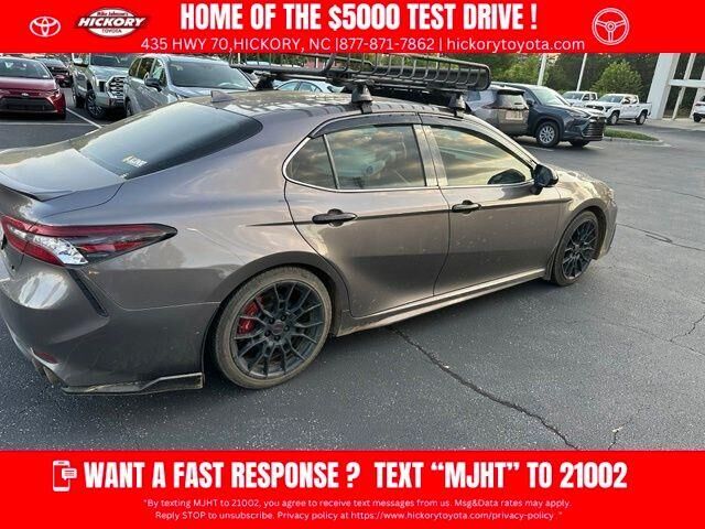 2022 Toyota Camry SE — photo 1 of 12