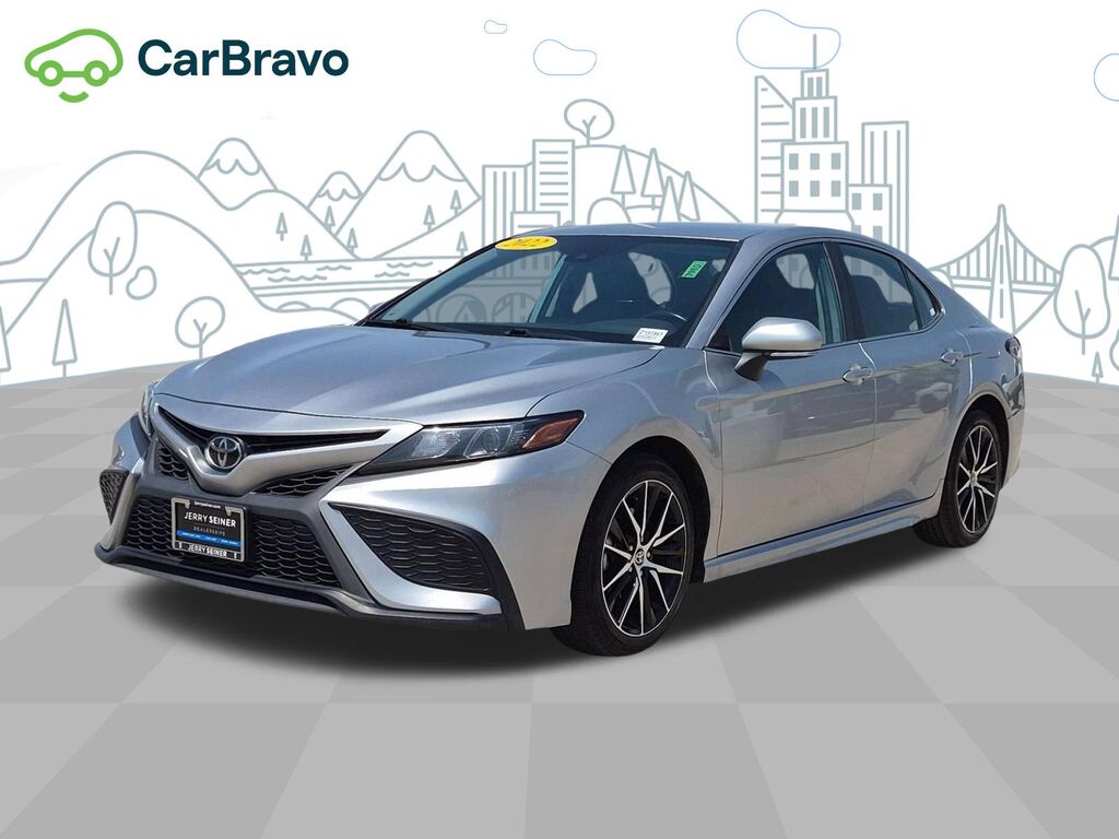 2022 Toyota Camry SE — photo 1 of 6