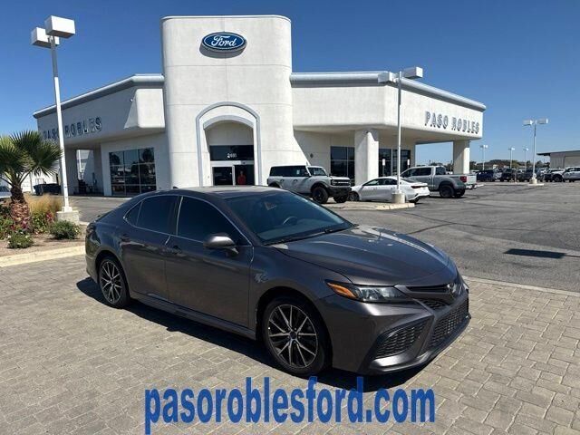 2024 Toyota Camry SE Nightshade
