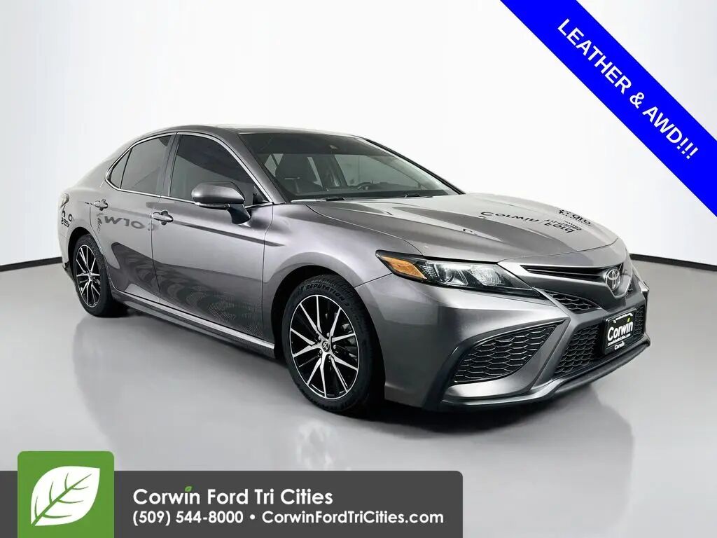 2023 Toyota Camry SE — photo 1 of 13
