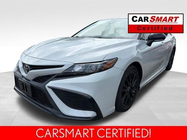 2022 Toyota Camry SE — photo 1 of 6