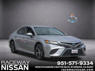 2020 Toyota Camry Hybrid SE