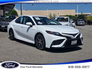 2022 Toyota Camry Hybrid SE