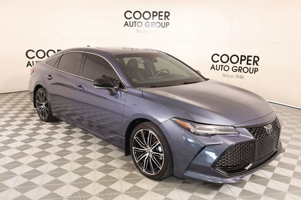2021 Toyota Avalon Touring — photo 1 of 13