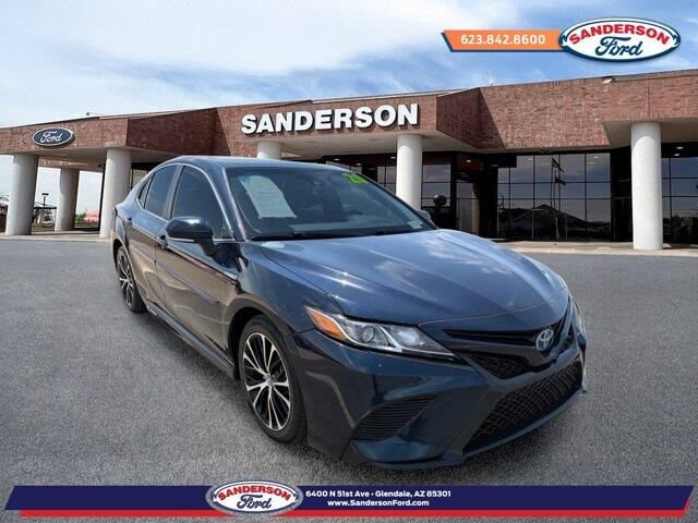 2020 Toyota Camry Hybrid SE