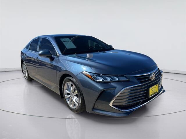 2022 Toyota Avalon XLE