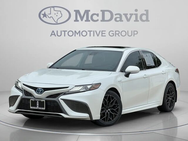 2021 Toyota Camry Hybrid XSE