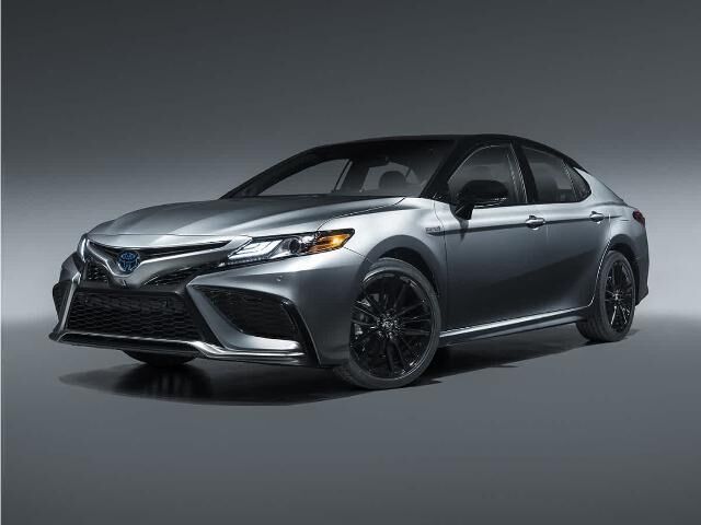 2022 Toyota Camry Hybrid XSE