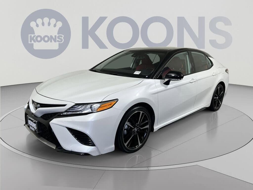 2020 Toyota Camry XSE — photo 1 of 2