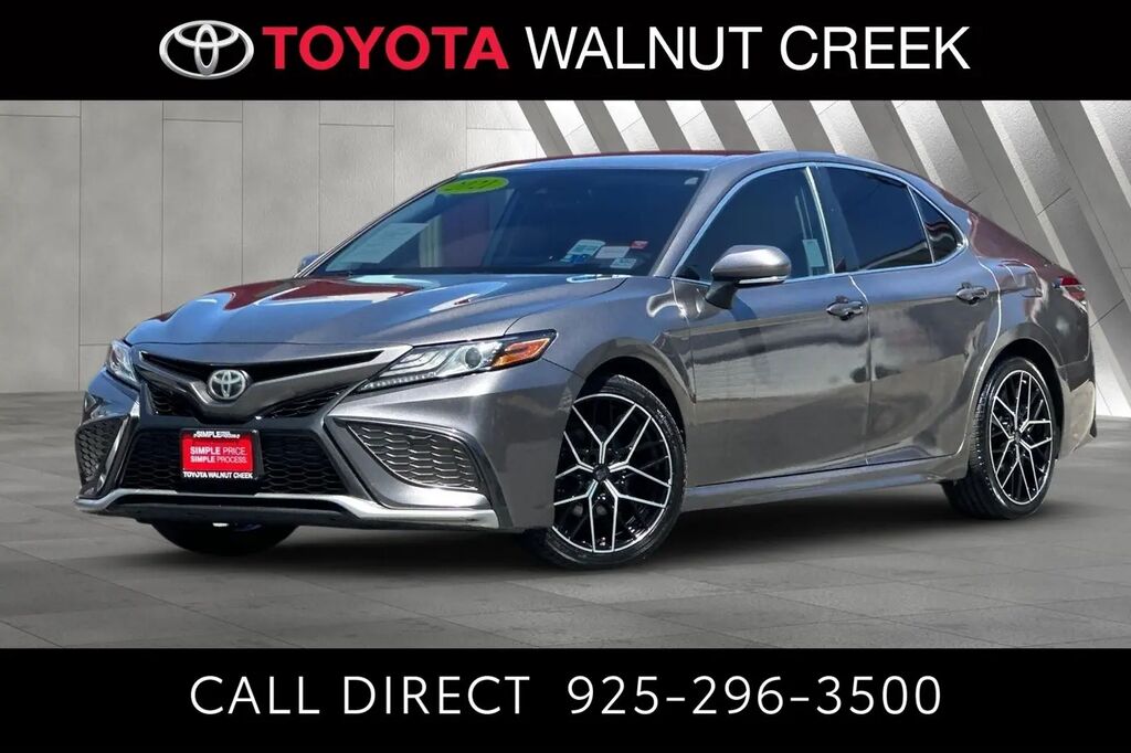 2021 Toyota Camry XSE — photo 1 of 10