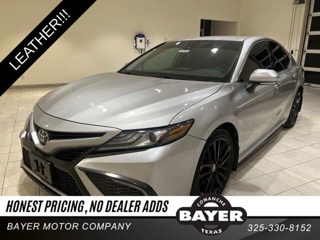 2022 Toyota Camry XSE — photo 1 of 14