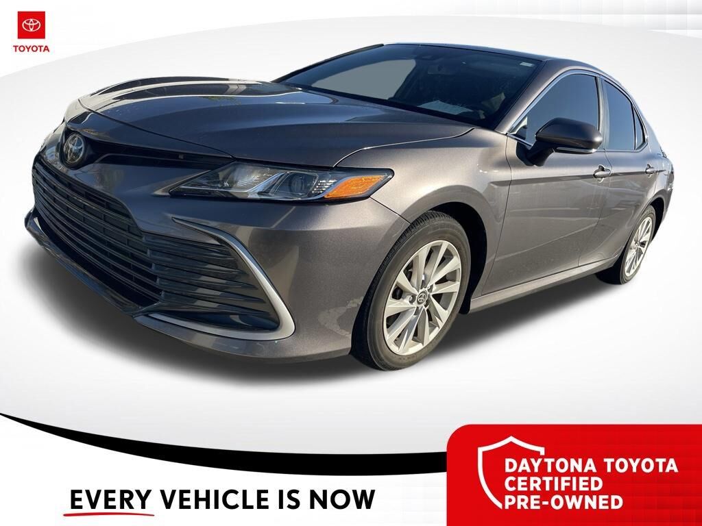 2024 Toyota Camry LE — photo 1 of 13