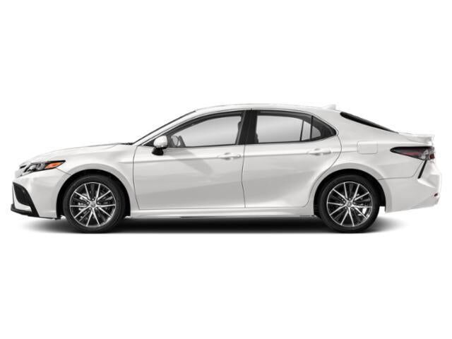 2024 Toyota Camry SE — photo 1 of 3