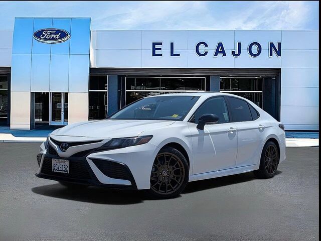 2023 Toyota Camry SE