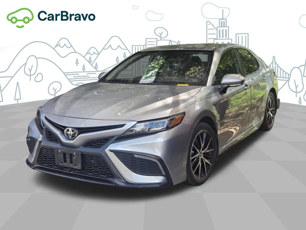 2024 Toyota Camry SE — photo 1 of 6