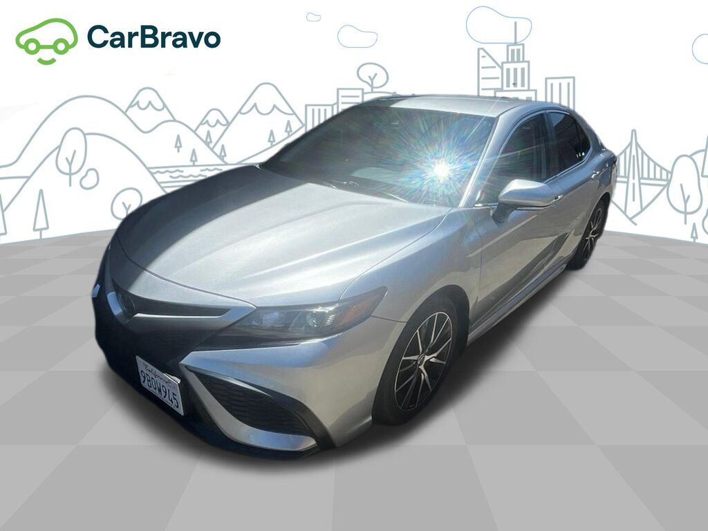 2022 Toyota Camry SE — photo 1 of 6